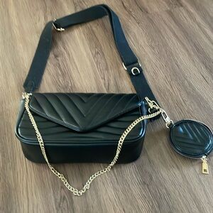 Ant Expedition Quilted crossbody Women Bag  NWOT